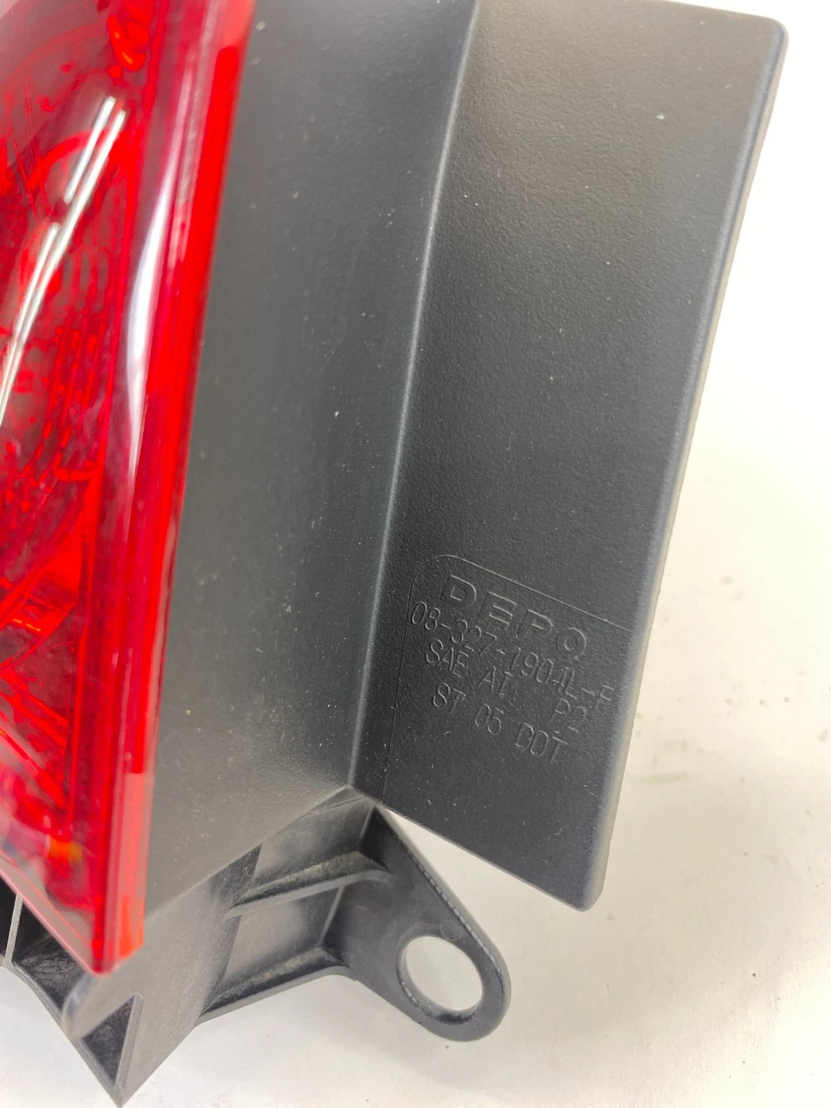 2011-2014 ACURA TSX REAR OUTER QUARTER LEFT DRIVER TAILLIGHT TAIL LIGHT LAMP