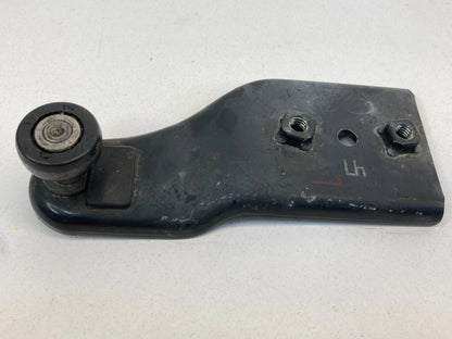2006-2014 KIA SEDONA REAR LEFT SLIDING DOOR LOWER STRIKER HOLDER ROLLER OEM