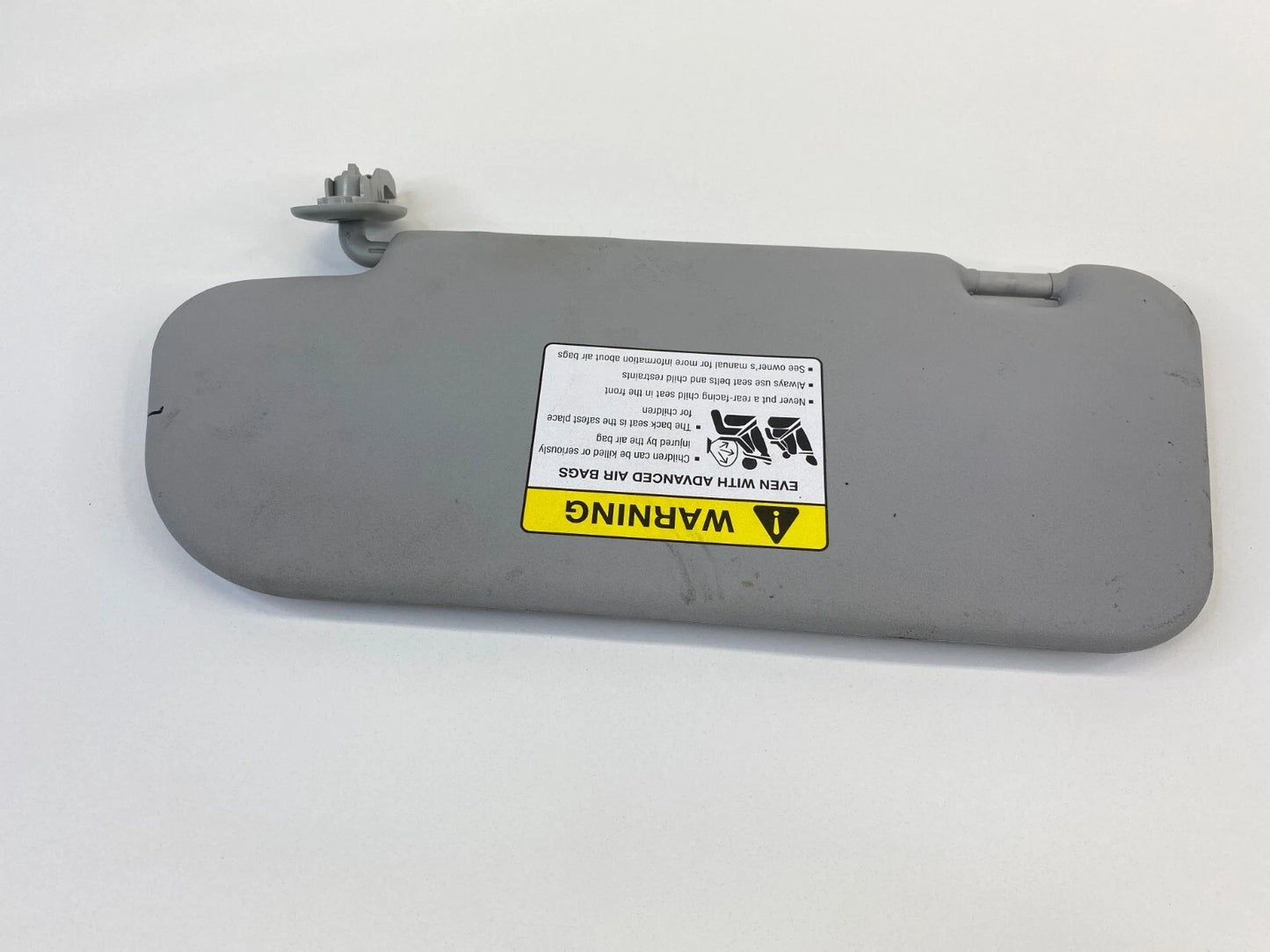 2004-2008 MAZDA3 MAZDA 3 SEDAN RIGHT PASSENGER SIDE SUNVISOR SUN VISOR SHADE RH