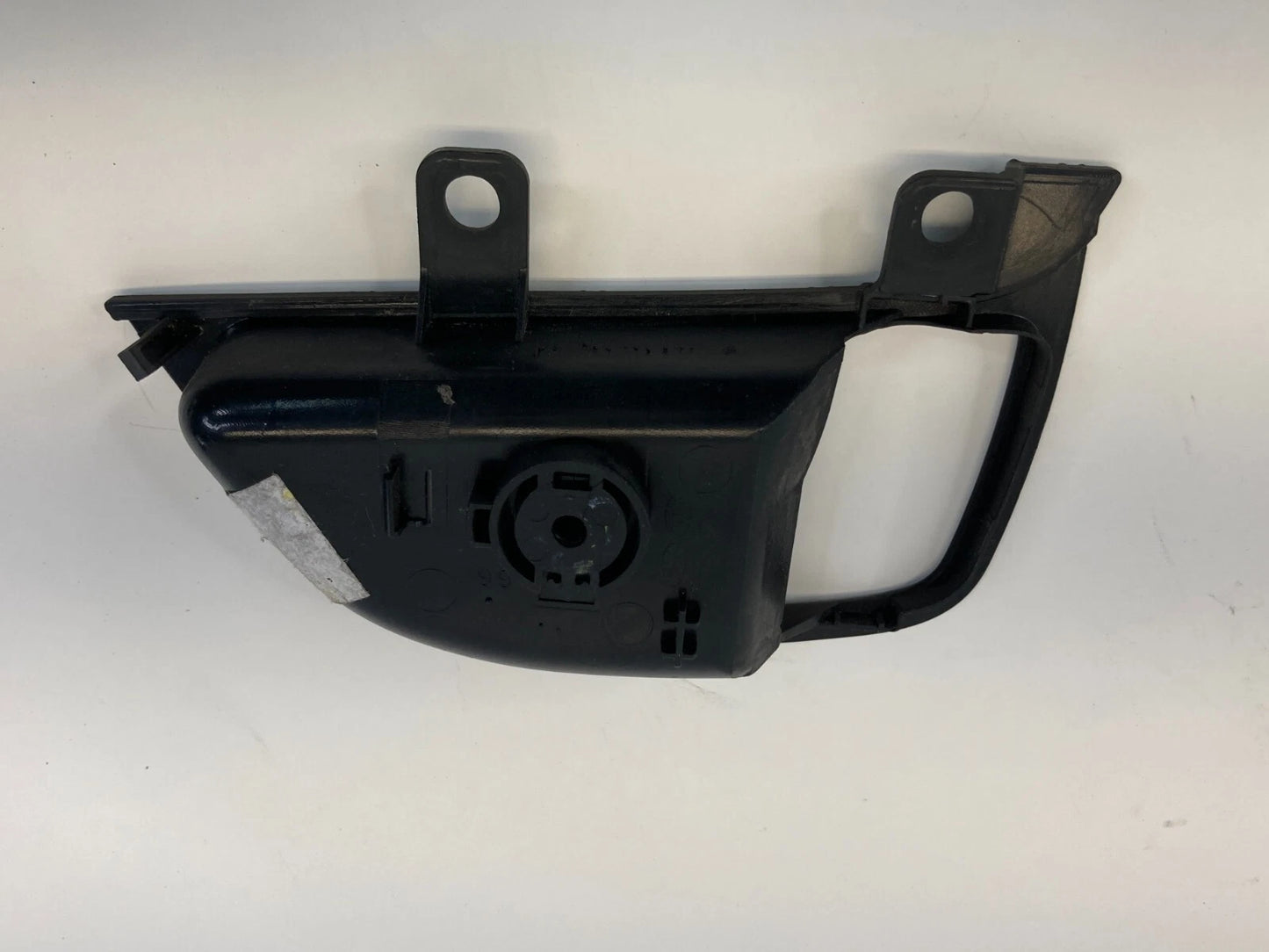 11-16 HYUNDAI ELANTRA REAR LEFT INNER DOOR HANDLE BEZEL COVER 83611-MD100 OEM