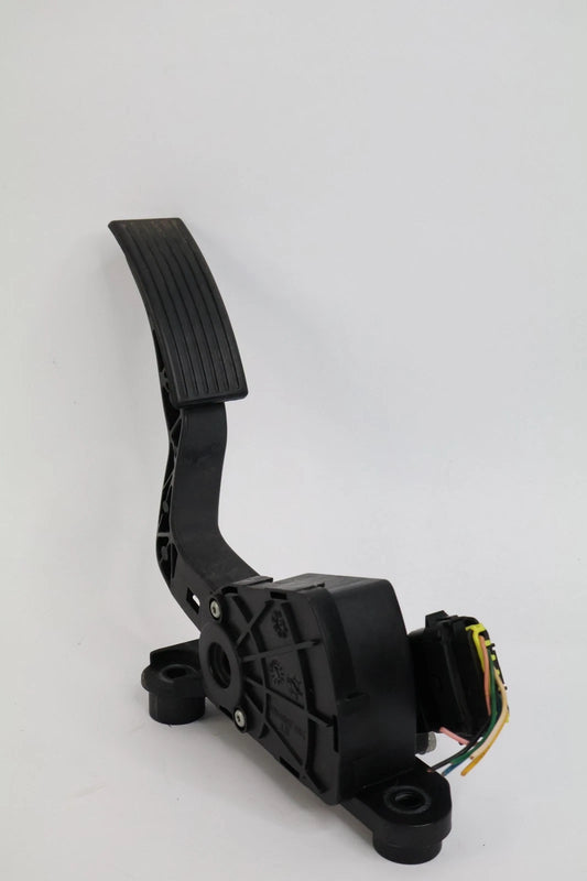 2012 2013 KIA SOUL 1.6L 2.0L GAS ACCELERATOR PEDAL TRAVEL SENSOR 35190-4A501 OEM