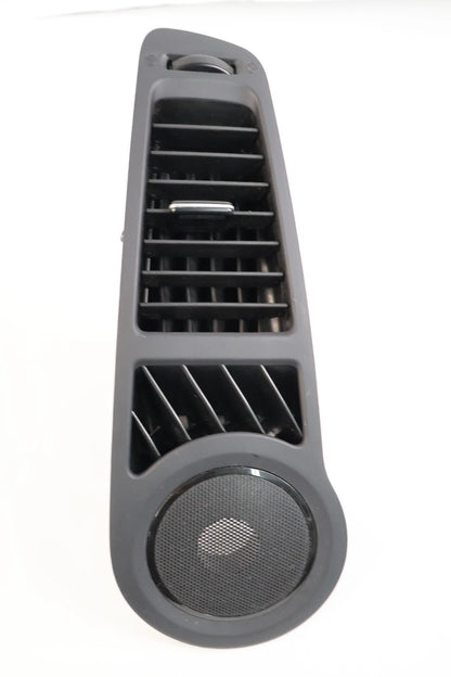 2010-2013 KIA SOUL DASH RIGHT SIDE OUTER A/C AIR VENT GRILLE BEZEL 97460-2K000