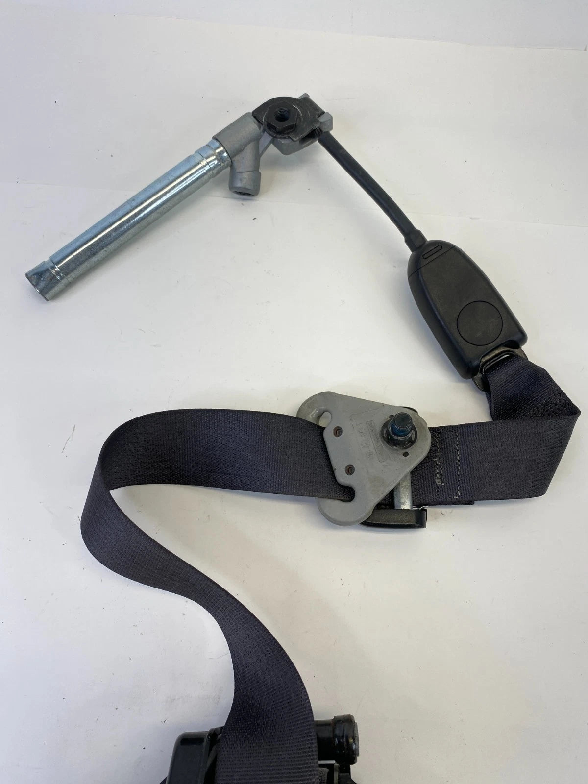 2011 2012 CHEVROLET MALIBU FRONT RIGHT PASSENGER SEAT BELT RETRACTOR 616732400C