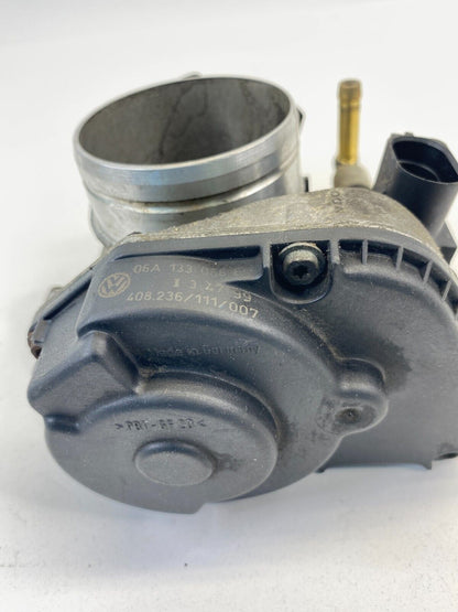 1998-2001 Volkswagen New Beetle 2.0L MT Throttle Body Throttle Valve 06A133066E