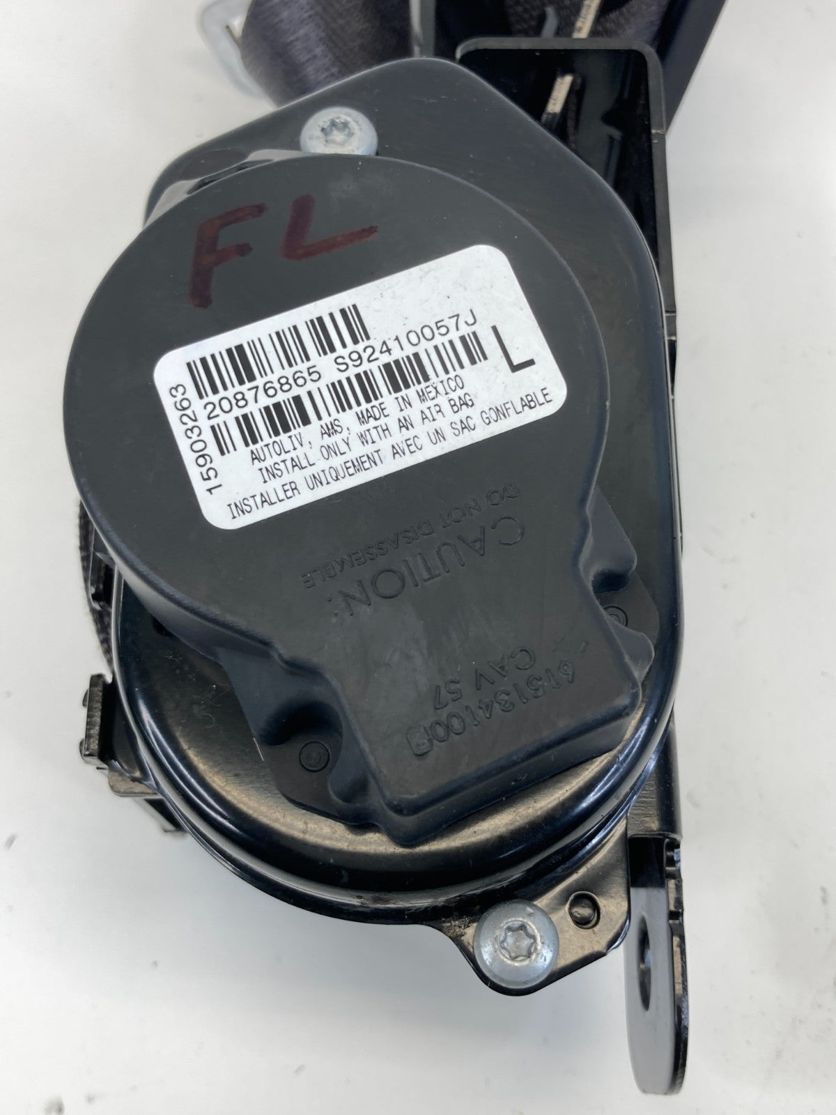 2009-2016 GMC Acadia Front Left Side Seat Belt Retractor Pretensioner 15903263