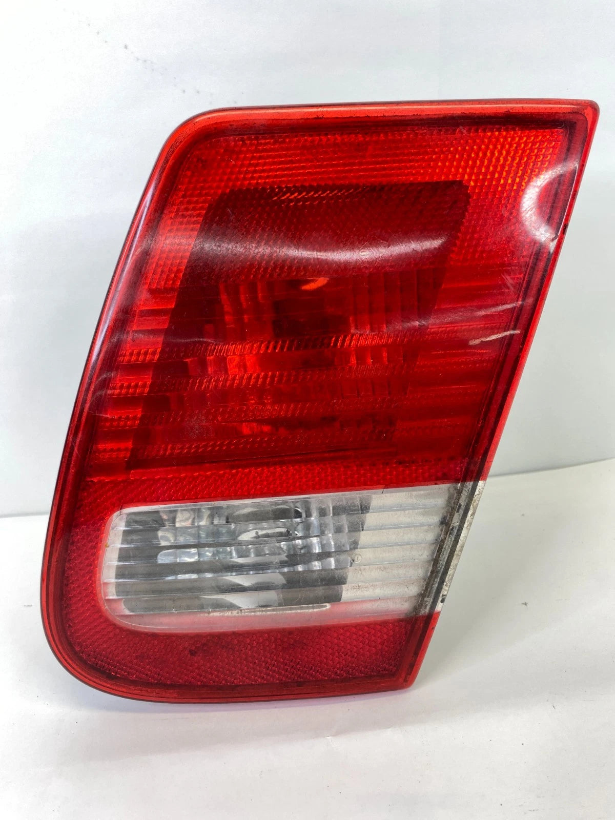 2003-2007 SAAB 9-3 SEDAN RIGHT PASSENGER INNER TAILLIGHT LAMP TRUNK LID OEM