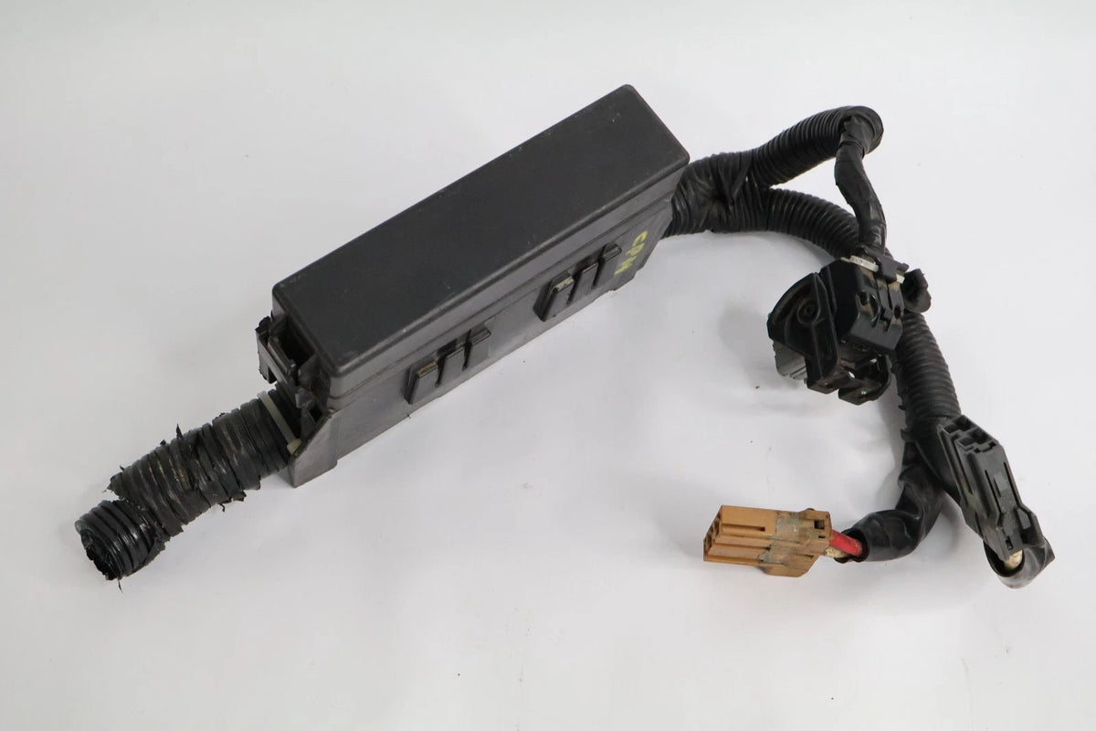 2013-2019 NISSAN SENTRA FRONT ENGINE FUSE RELAY JUNCTION BLOCK PANEL 24382-EW70B