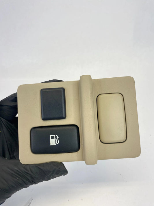 2007-2009 LEXUS RX350 FUEL DOOR TRUNK RELEASE SWITCH PANEL BEZEL OEM 55446-0E010