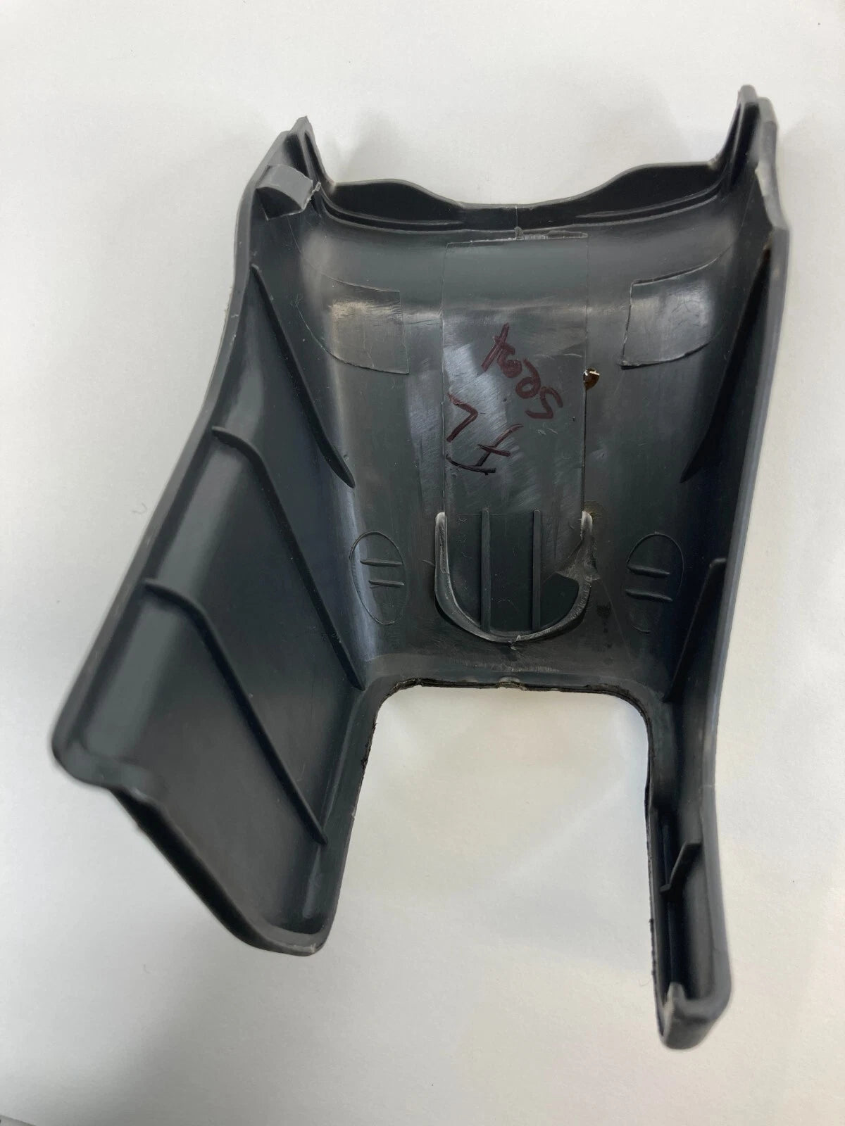 1997-2004 MITSUBISHI MONTERO SPORT FRONT LEFT DRIVER SEAT TRACK COVER CAP TRIM