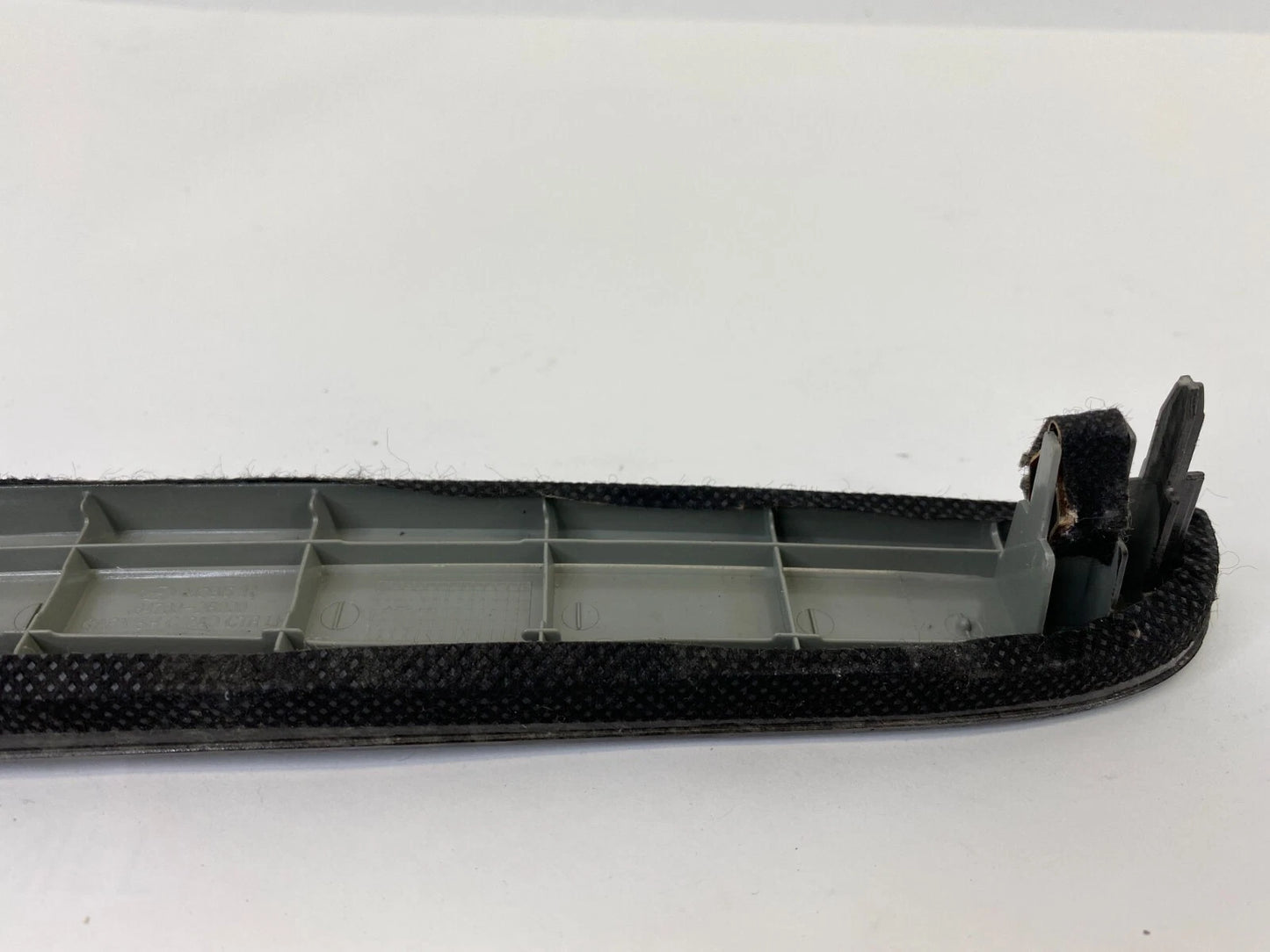 2007-2009 HYUNDAI SANTA FE FRONT LEFT DASH TRIM PAD MOLDING BEZEL 84780-2B000