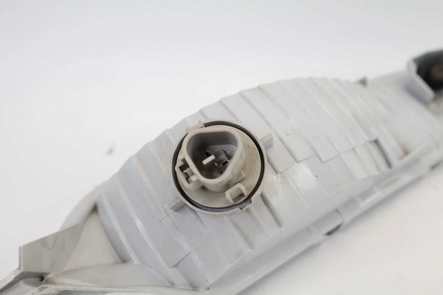 2016-2018 HONDA PILOT DRIVER LEFT BUMPER TURN SIGNAL PARKING LIGHT OEM
