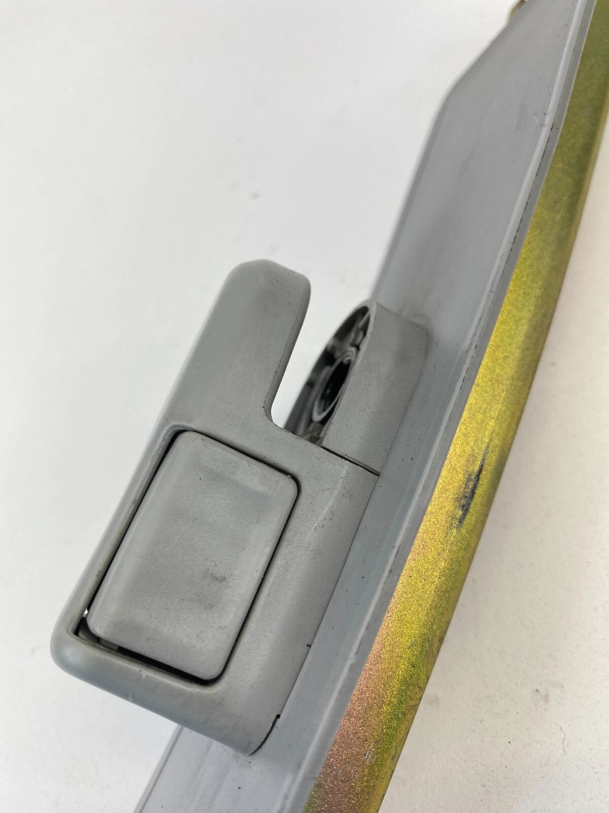 97-00 HONDA CIVIC SEDAN 4-DR FRONT RIGHT PASSENGER SEAT BELT HEIGHT ADJUSTER OEM