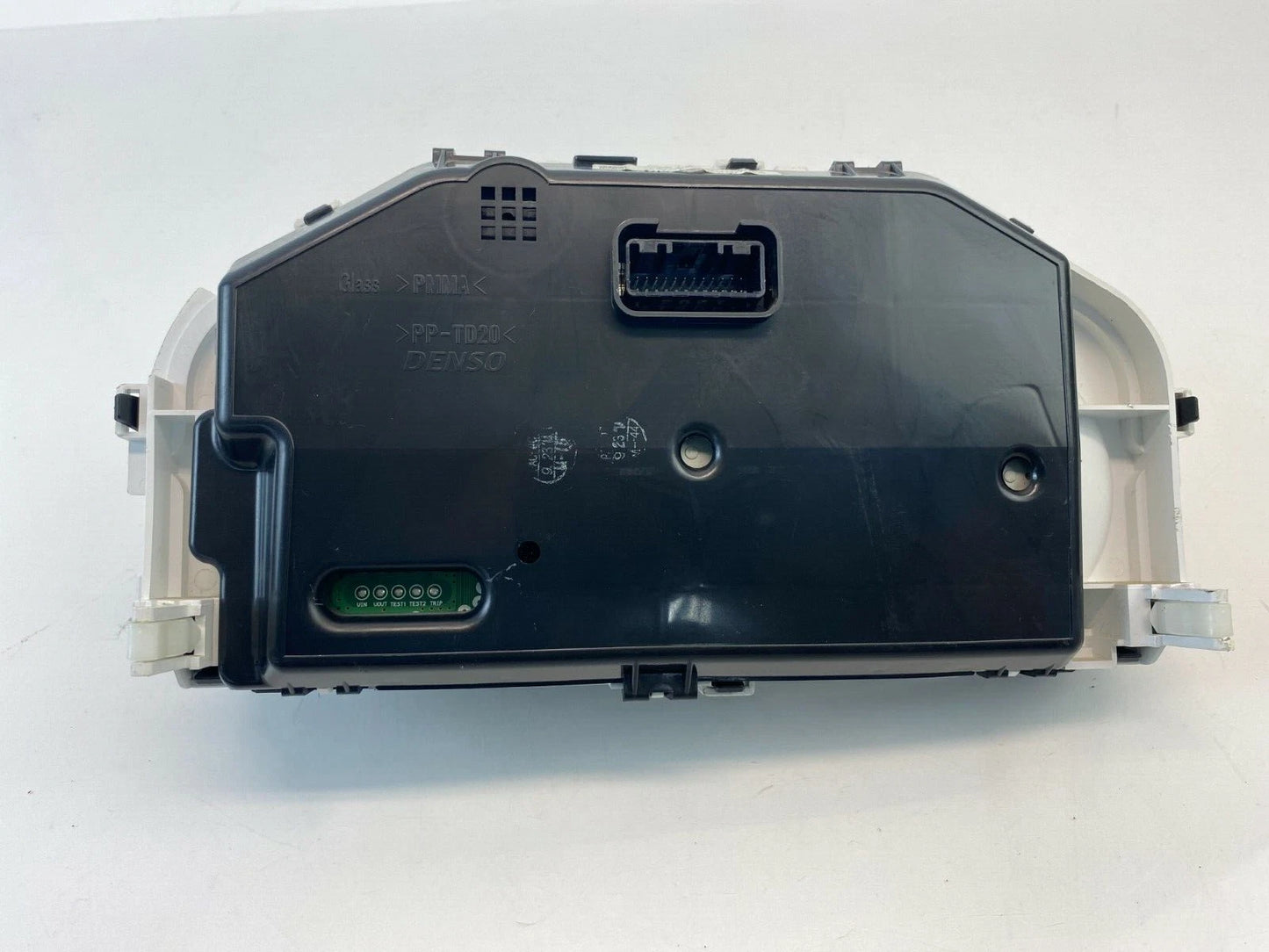 14-20 MITSUBISHI MIRAGE DASH INSTRUMENT CLUSTER SPEEDOMETER UNK MILES 8100B573