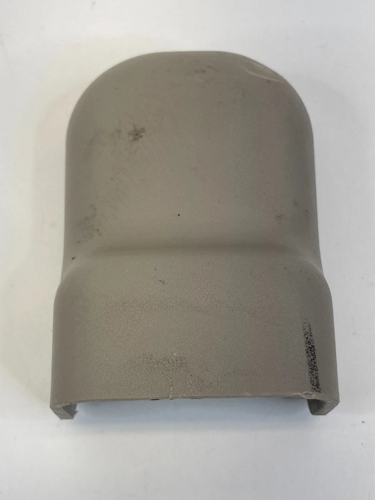 2006-2008 HYUNDAI SONATA SEDAN FRONT LEFT INNER SIDE SEAT TRACK COVER TRIM OEM