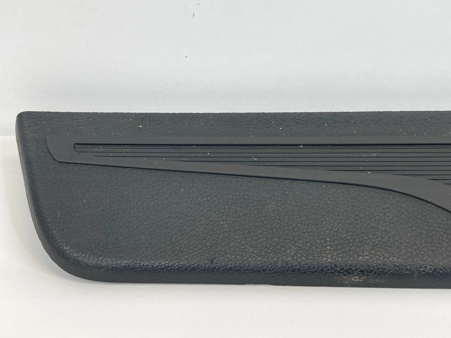 11-15 HYUNDAI ELANTRA FRONT RIGHT PASS DOOR SCUFF PLATE TRIM 85882-3Y000 US BUIL