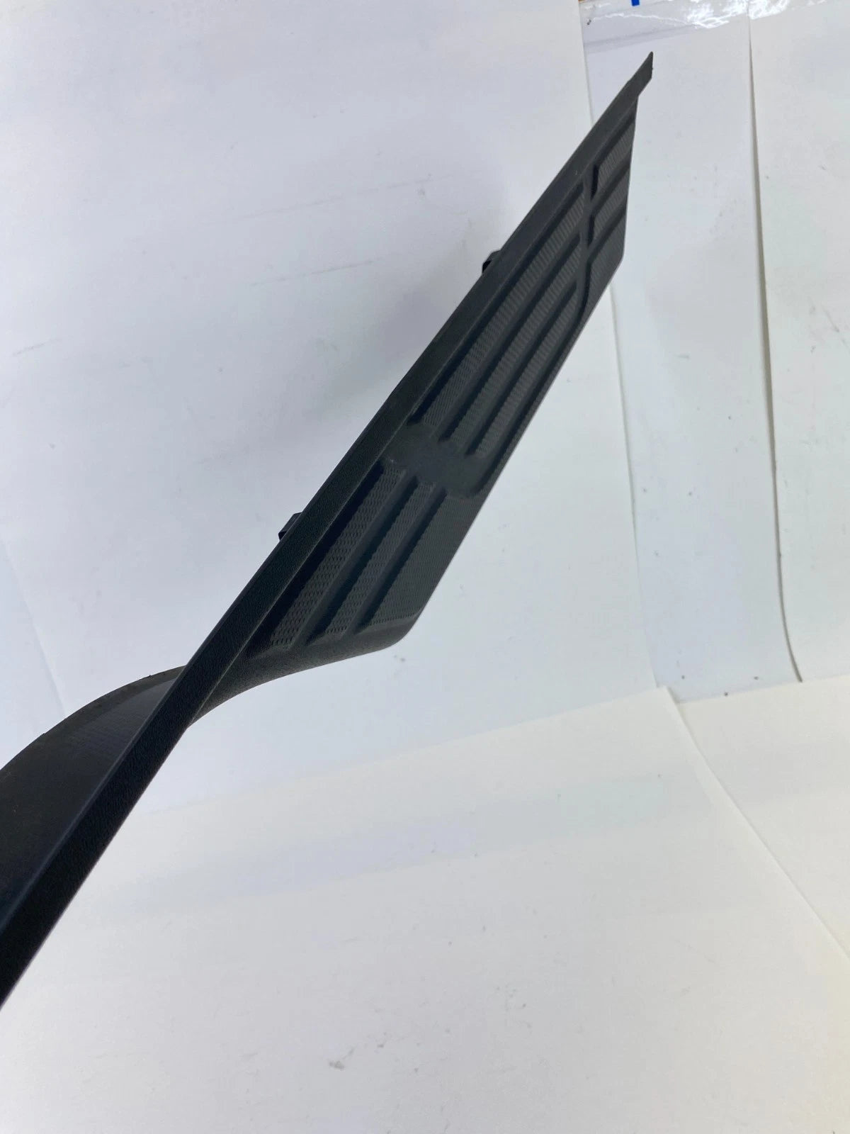 05-15 TOYOTA TACOMA RR BUMPER TRUNK FOOT STEP PAD PANEL MOLDING 52162-04010 OEM