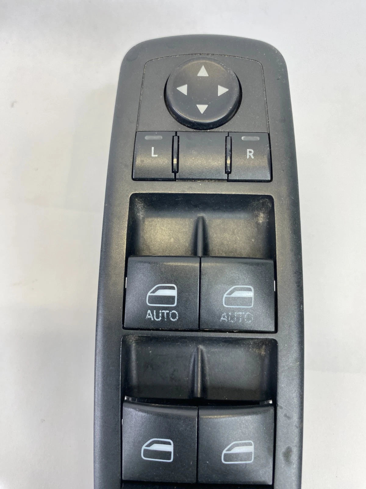 2015-2017 CHRYSLER 200 FRONT LEFT DOOR POWER MASTER WINDOW SWITCH 68271206AA OEM