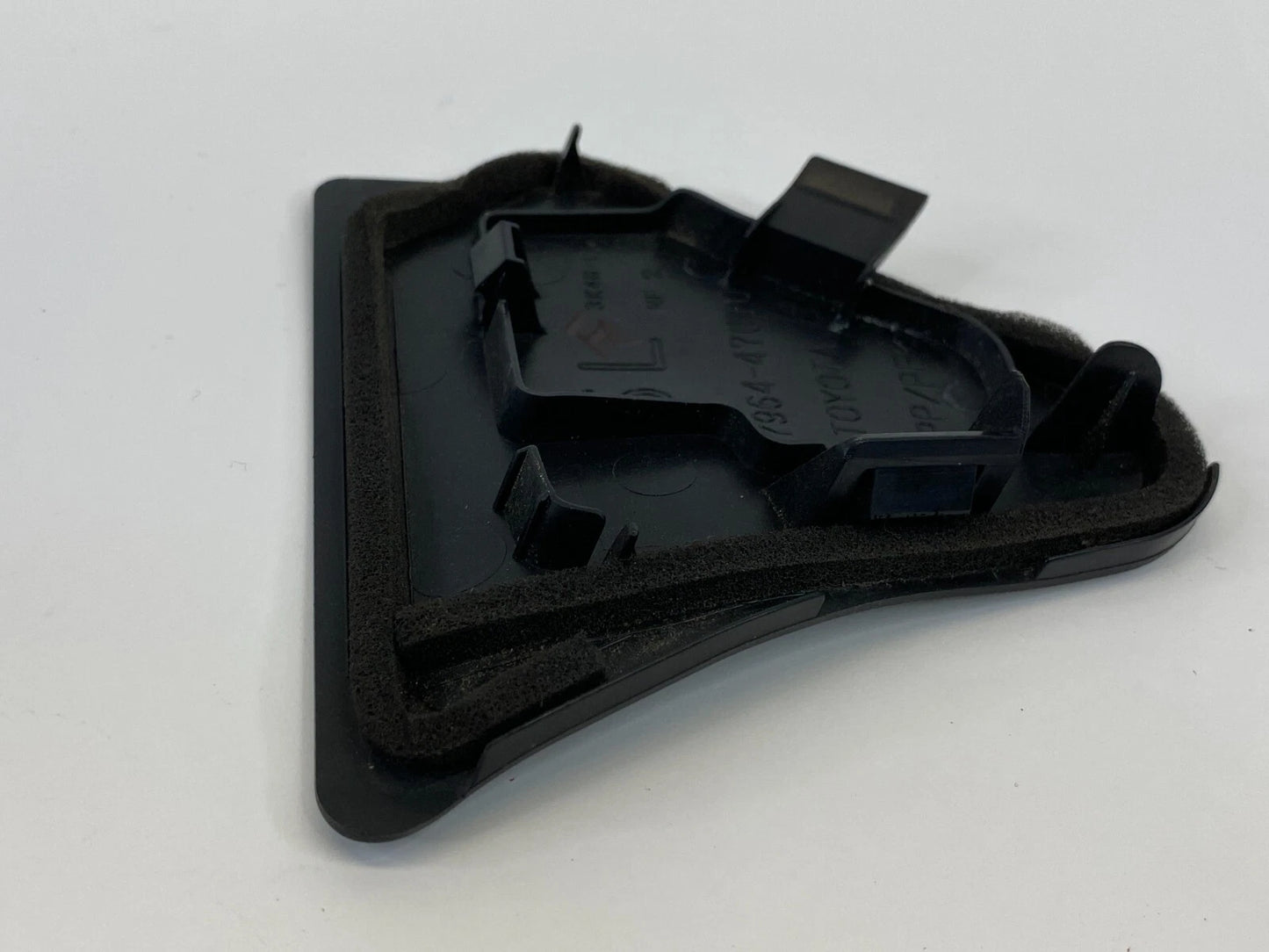 10-15 TOYOTA PRIUS FRONT LEFT DOOR INNER MIRROR CORNER LOCK STRIKER COVER OEM