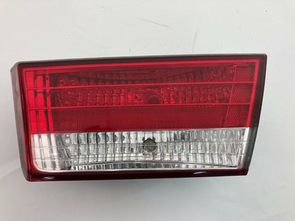 2006 2007 Hyundai Sonata Right Passenger Side Tail Light Inner Taillight Lamp