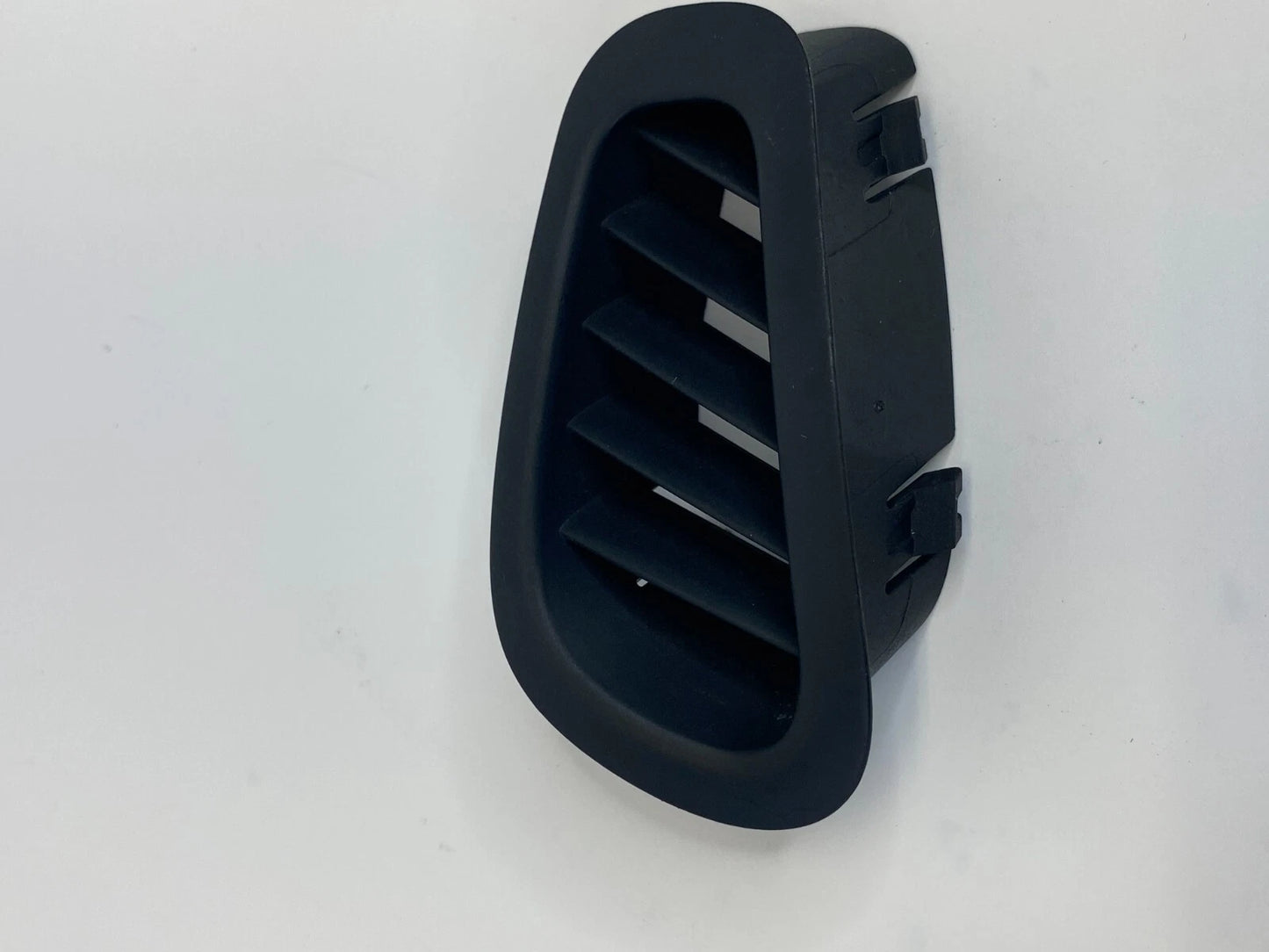 13-16 DODGE DART DASH LEFT DRIVER SIDE AIR VENT GRILLE DEFROSTER 1VV94TRMAA OEM