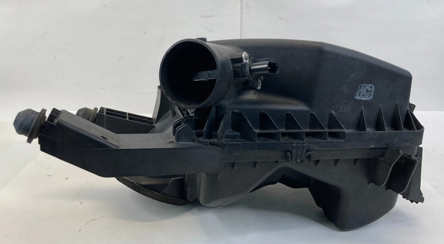 08-12 CHEVROLET MALIBU ENGINE AIR FILTER CLEANER BOX HOUSING INTAKE 15900675 OEM