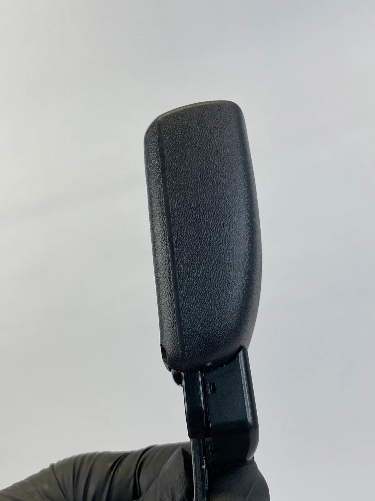 2007-2011 LEXUS GS350 FRONT RIGHT PASSENGER SEAT BELT BUCKLE ASSY E034501 OEM