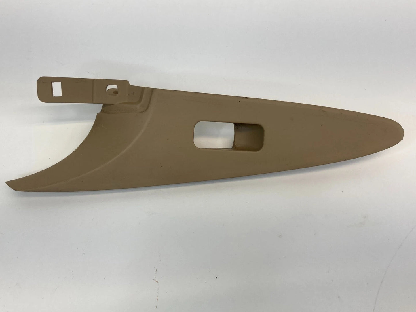 2011-2014 HYUNDAI SONATA REAR RIGHT SIDE DOOR WINDOW SWITCH BEZEL 93581-3S010