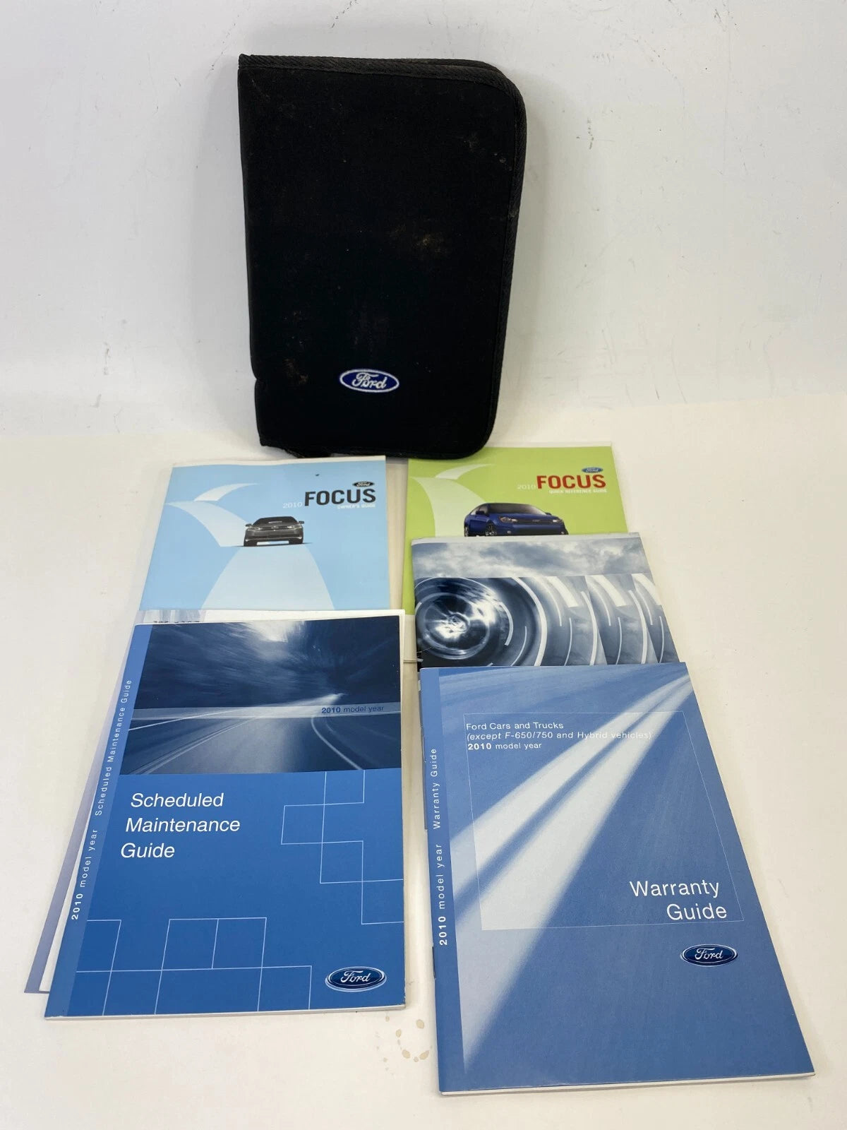 2010 FORD FOCUS OWNERS MANUAL BOOKLET USER GUIDES WARRANTY CASE SET OEM FACTORY