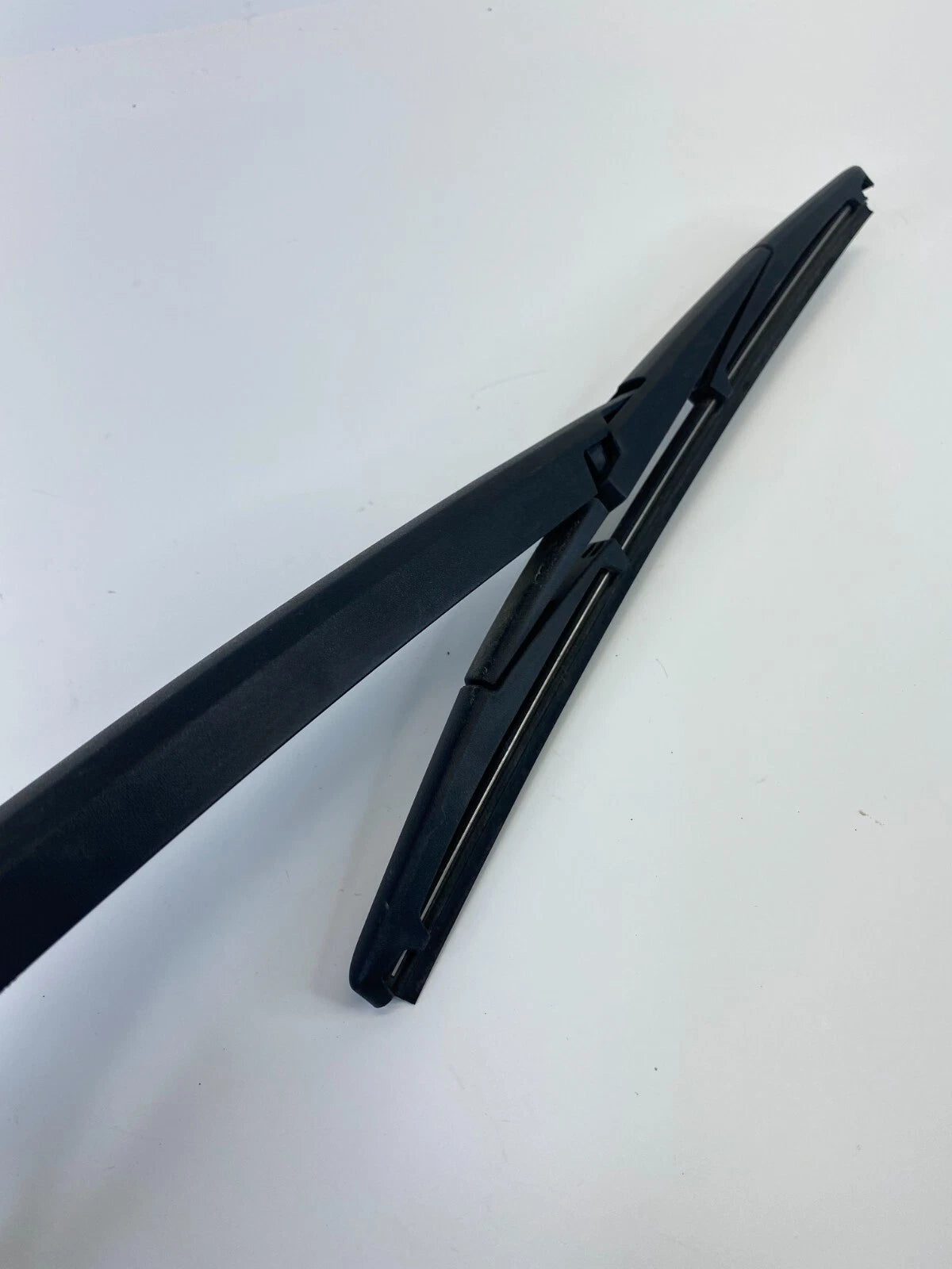 2013 2014 2015 CHEVY CHEVROLET SPARK REAR BACK TRUNK WINDOW WIPER ARM BLADE OEM