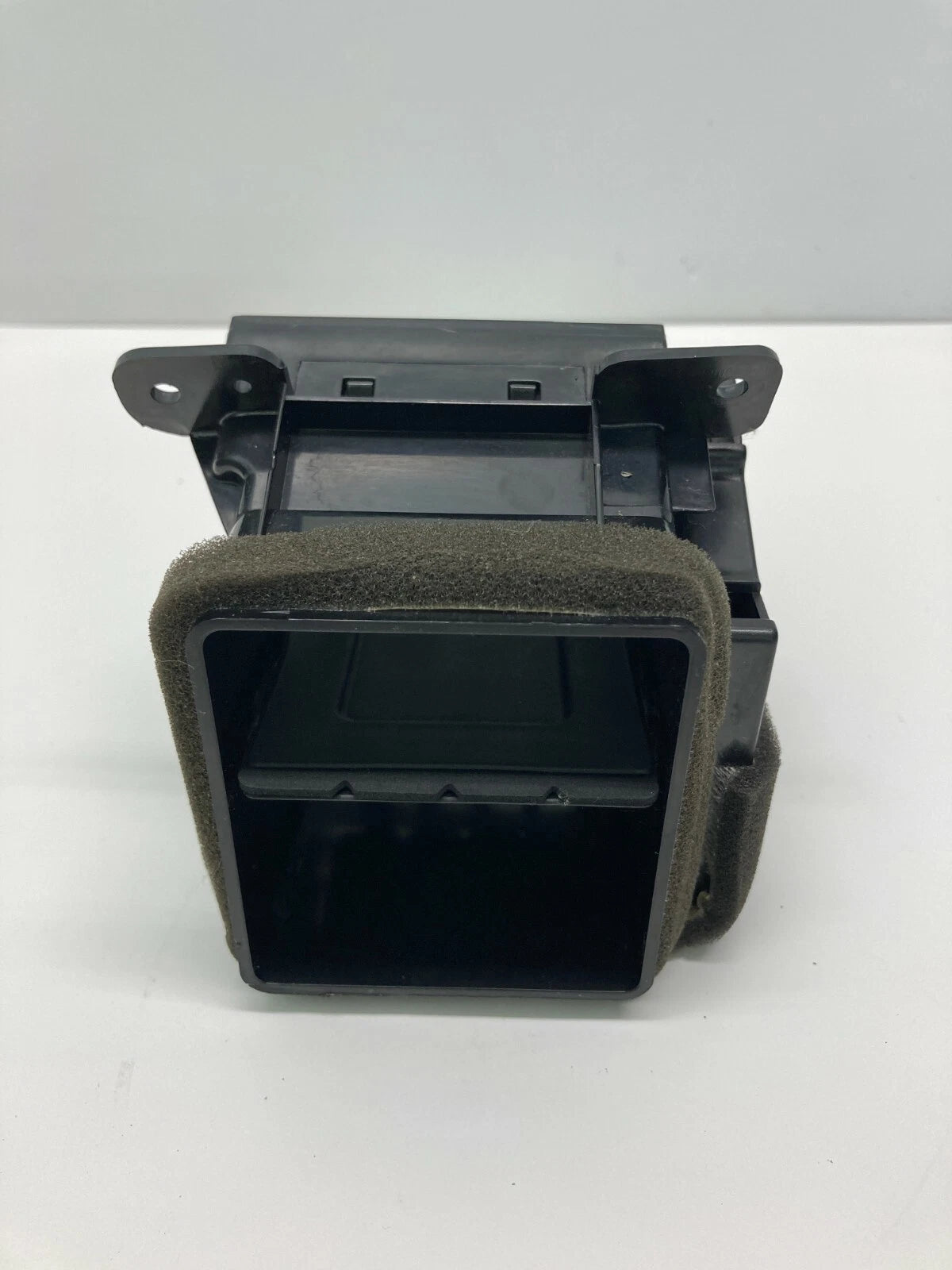 2006 07 08 09 2010 HYUNDAI AZERA CENTER DASH LEFT DRIVER AC AIR VENT GRILLE TRIM