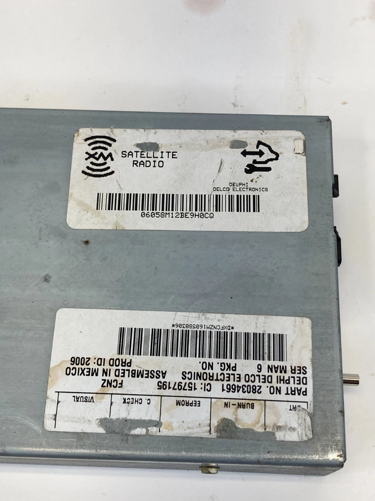2007-2014 GMC YUKON XM SATELLITE RADIO RECEIVER CONTROL MODULE 28034661 OEM