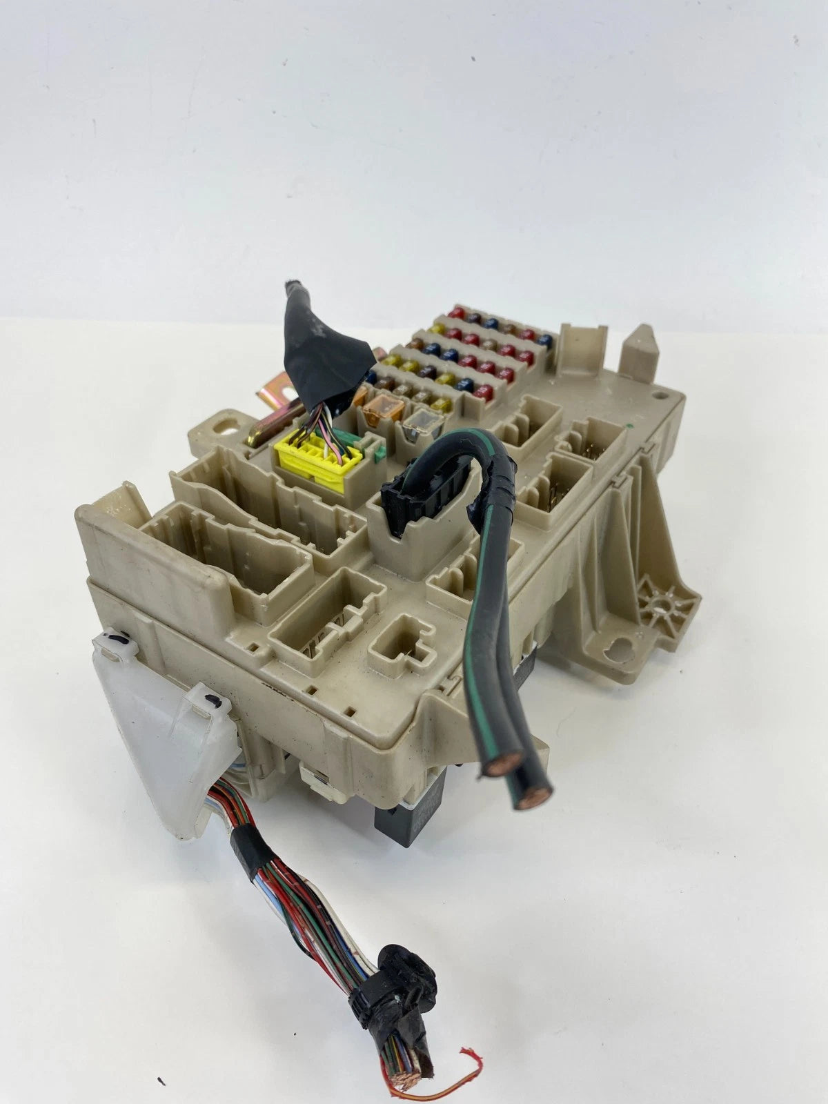 2002 2003 LEXUS ES300 INNER DASH FUSE BOX RELAY JUNCTION BLOCK CABIN 8273033040A