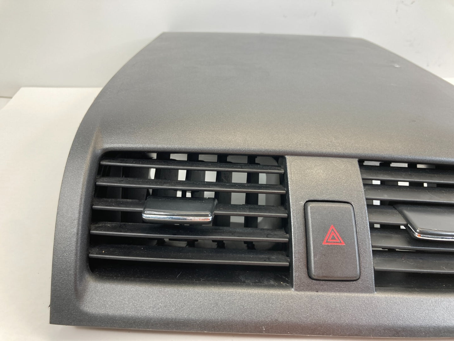 04-07 Honda Accord Dash Center Air Vent Trim w Hazard Switch 77270-SDA-A010