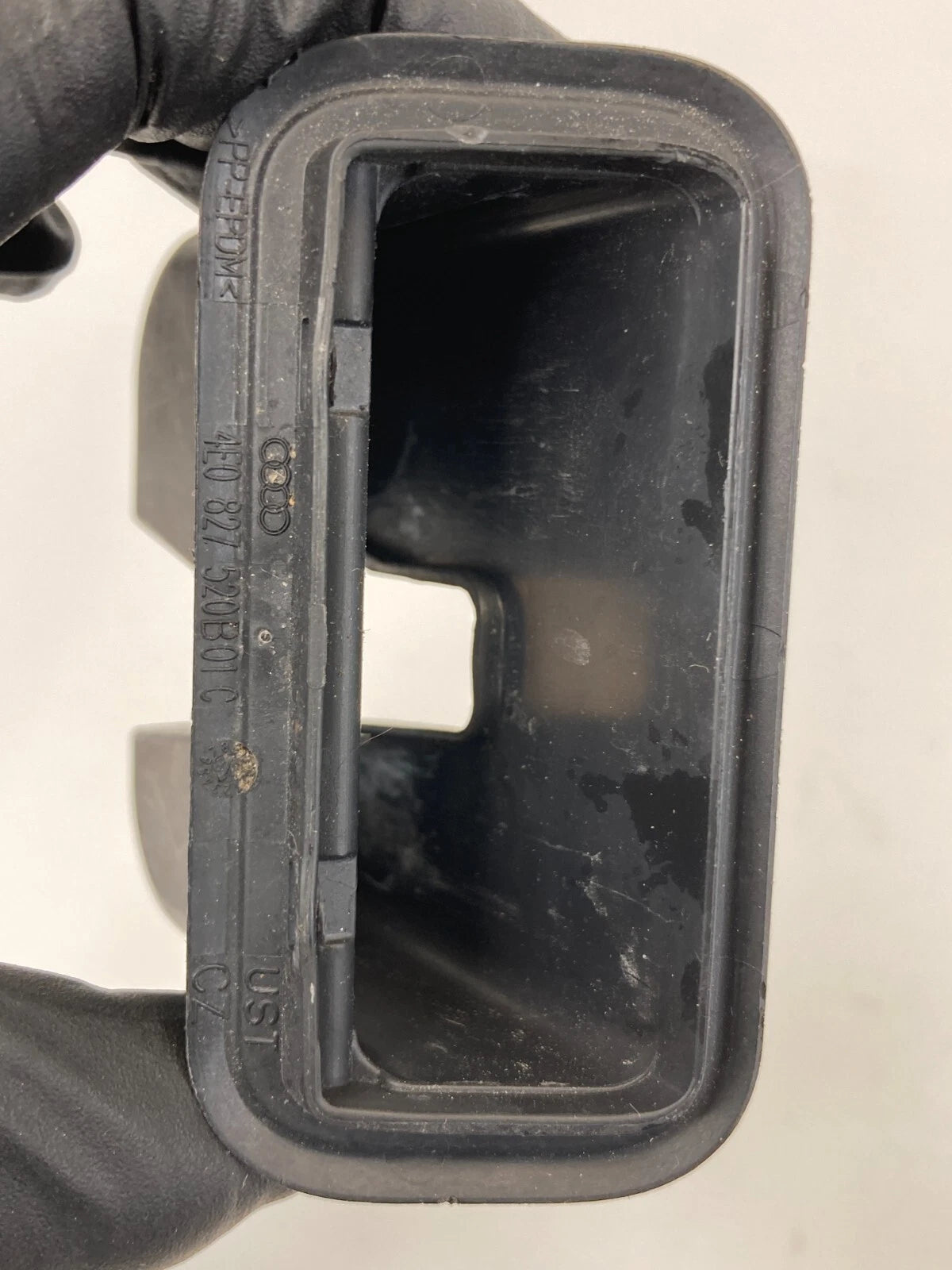 2006-2011 AUDI A6 REAR TRUNK LOCK LATCH COVER TRIM ONLY 4E0-827-520 OEM