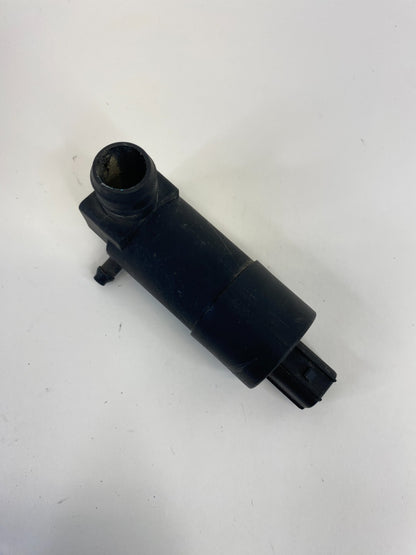 2012-2018 Ford Focus SEDAN Front Windshield Washer Wiper Fluid Pump Assy OEM