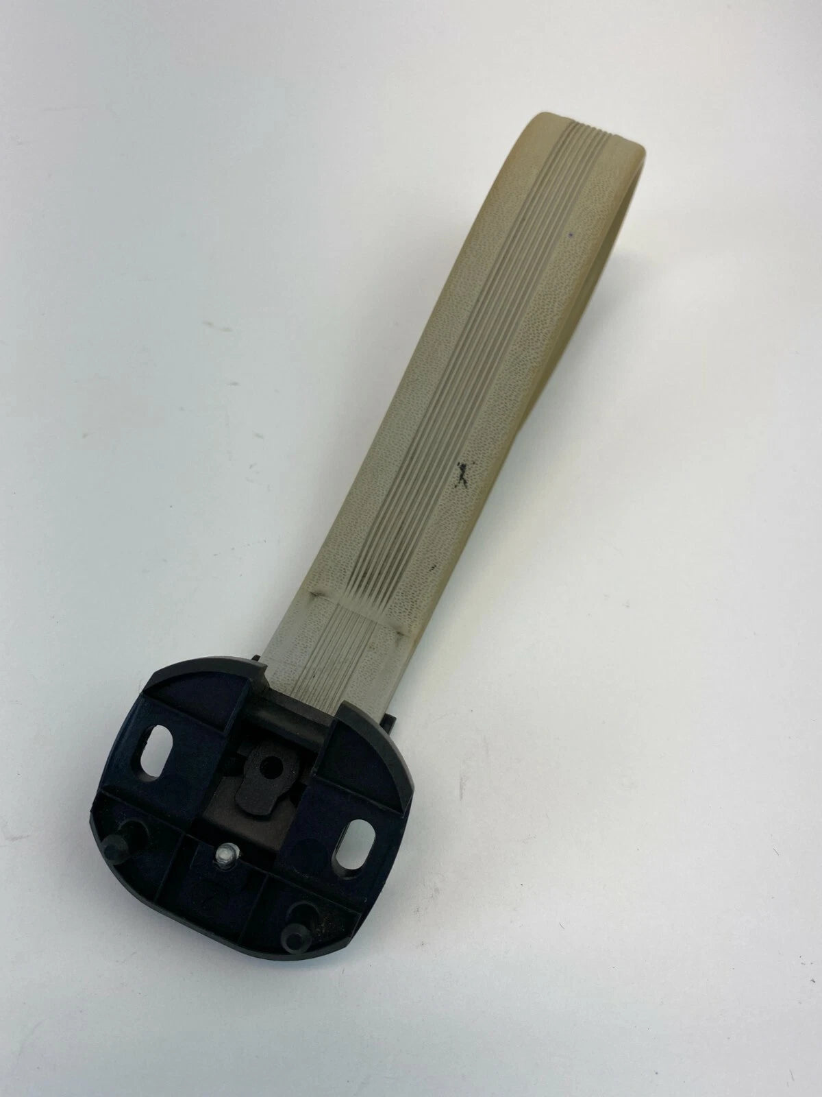 98-10 VOLKSWAGEN BEETLE INTERIOR PILLAR GRAB GRIP HANDLE ASSIST STRAP 1C0858739B