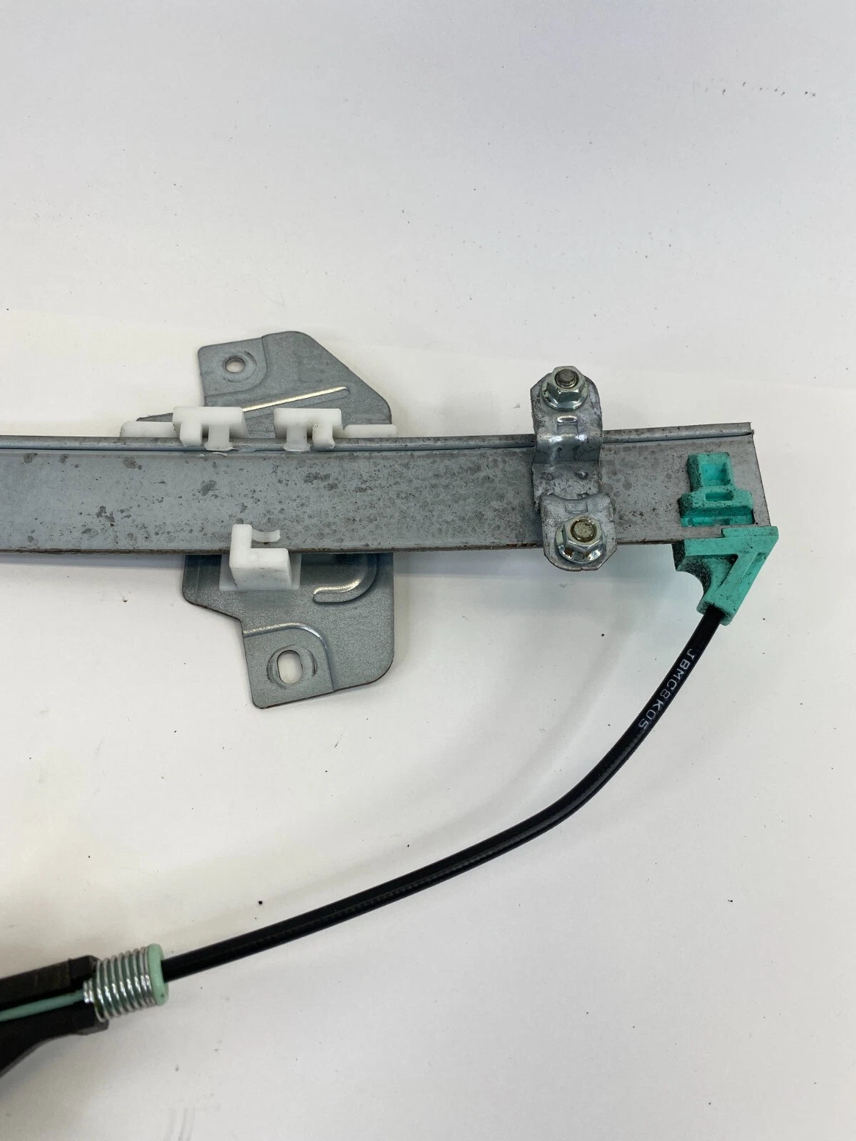 2006-2011 HYUNDAI ACCENT SEDAN FRONT RIGHT PASSENGER WINDOW REGULATOR ASSEMBLY
