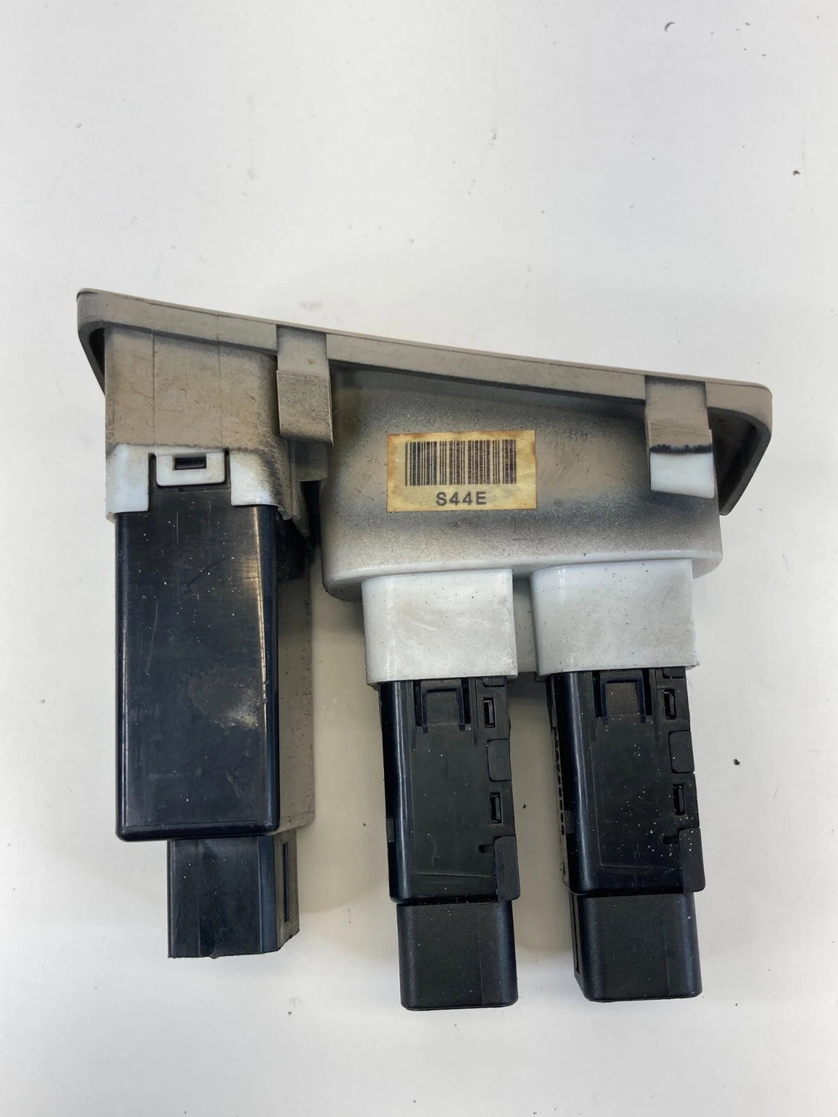 2005-2010 KIA SPORTAGE 14-18 FORTE DIMMER ESC OFF 4WD LOCK CONTROL 621W05010 OEM