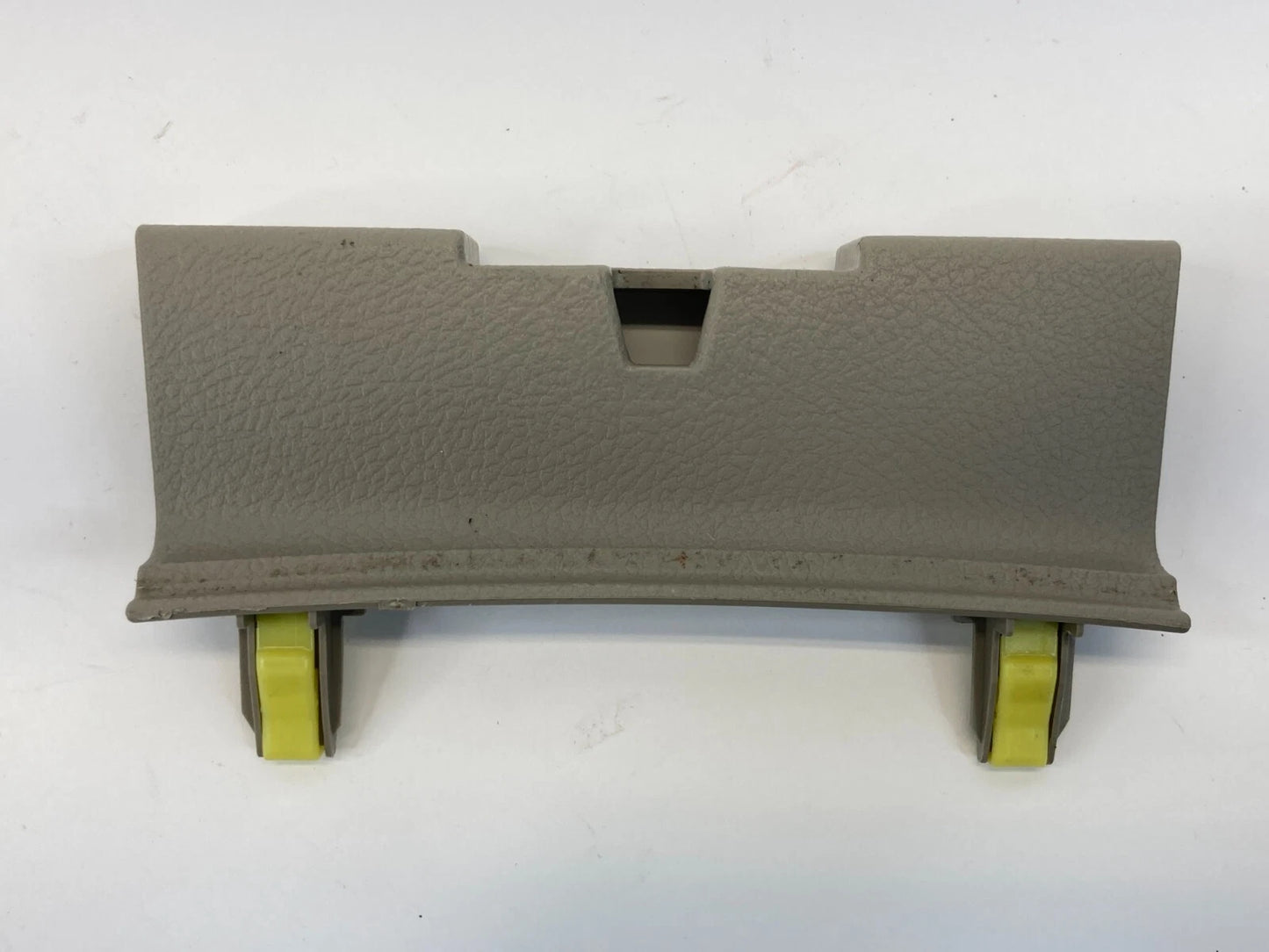 2007-2011 TOYOTA CAMRY CENTER CONSOLE ARMREST LID LATCH CATCH COVER TRIM OEM
