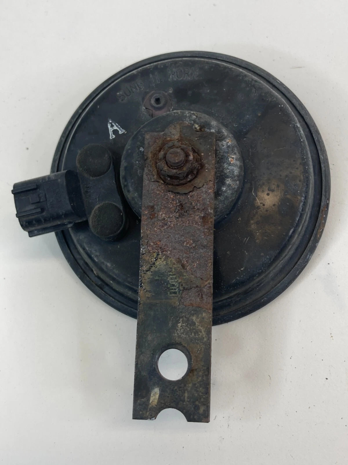 2006-2010 HYUNDAI ELANTRA SEDAN HORN SIREN ALARM PITCH TONE NOTE E428R000033 OEM