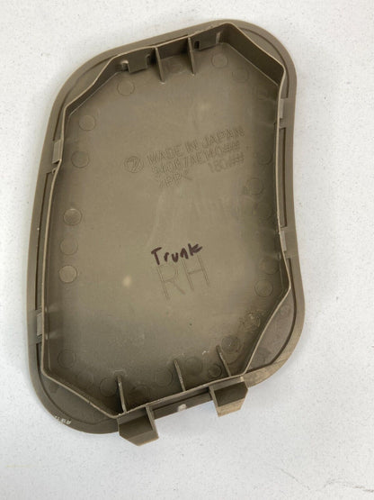 2000-2004 Subaru Outback Rear Right Access Tailgate Lamp Cap Cover 94067AE140