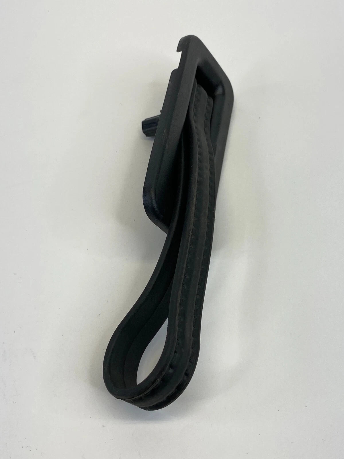 2008-2012 CHEVROLET MALIBU REAR TRUNK LIFTGATE ASSIST STRAP DOOR PULL HANDLE