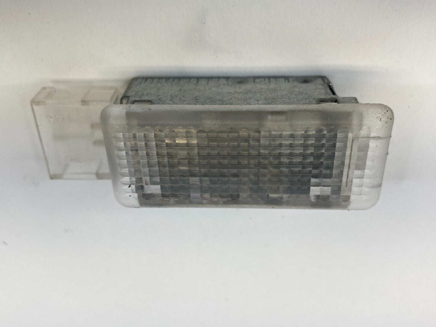 2012-2019 Volkswagen Passat Interior Glove Box Warning Light Lamp 6L0947565 OEM