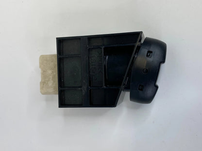 2004-2010 TOYOTA SIENNA INTERIOR DOME LIGHT LAMP CONTROL SWITCH 191502 OEM