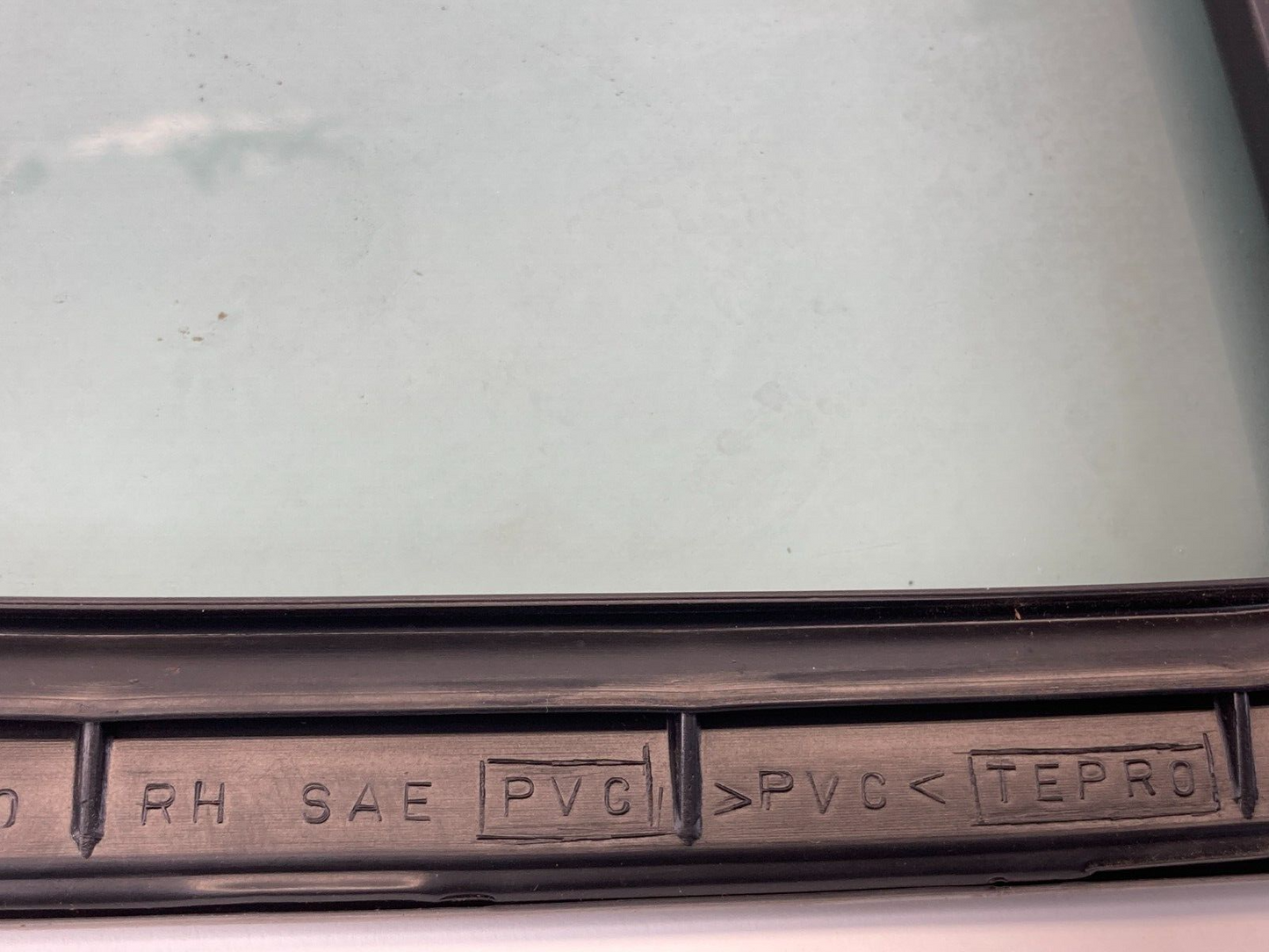 07-12 Nissan Altima Sedan Rear Right Door Quarter Vent Window Glass 82272JA000