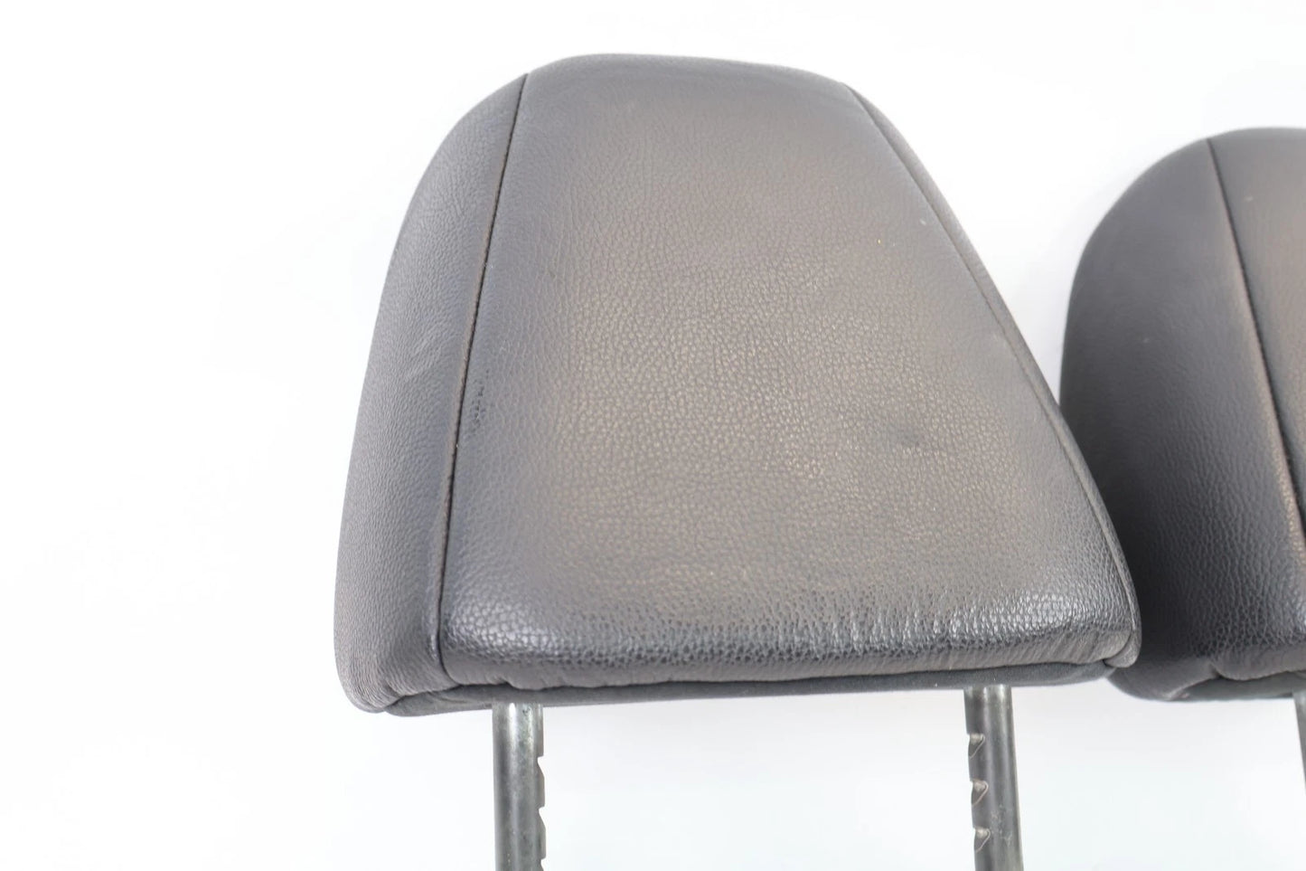 2016-2022 HONDA PILOT FRONT LEFT RIGHT SEAT HEADRESTS PAIR BLACK LEATHER OEM