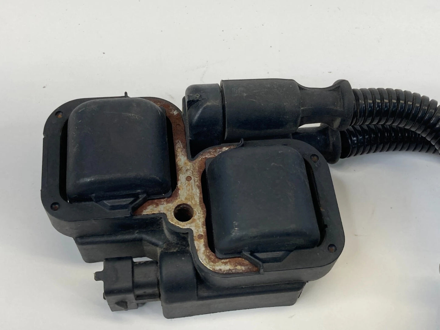 1998-2003 MERCEDES-BENZ ML320 3.2L V6 ENGINE IGNITION IGNITER COIL A0001587803
