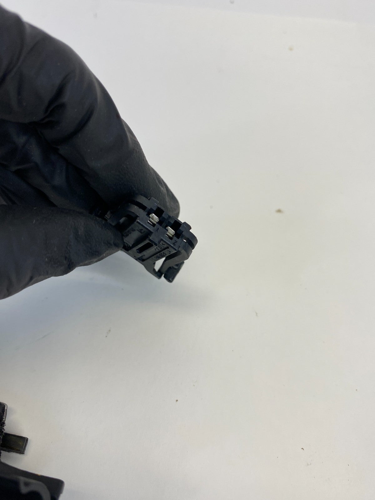 98-01 Audi A6 Quattro Front Right Side Interior Door Handle W/ Tweeter 4B0035399