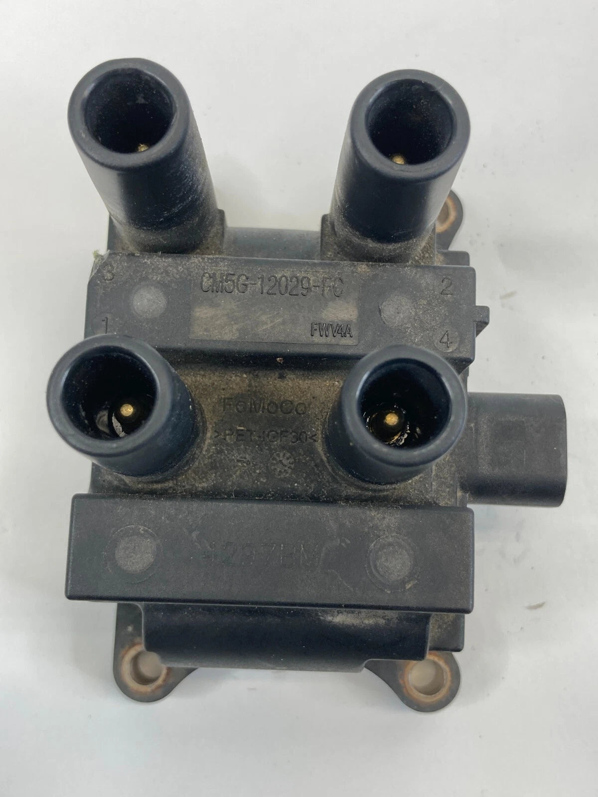 2014-2019 FORD FIESTA 1.6L L4 A/T ENGINE IGNITON COIL RAIL CM5G-12029-FC OEM
