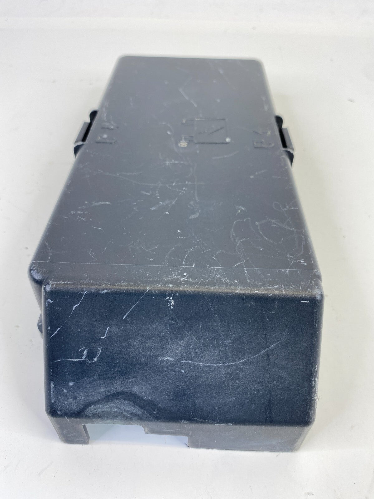 2005-2010 Pontiac G6 3.5L A/T Under Hood Fuse Box Cover Lid Cap 13517826 OEM